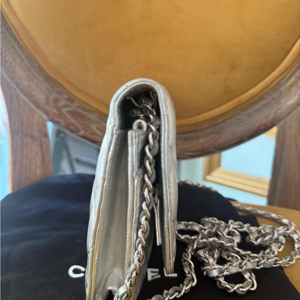 Chanel Metallic Silver Clutch with Chain - Picture 4 of 6
